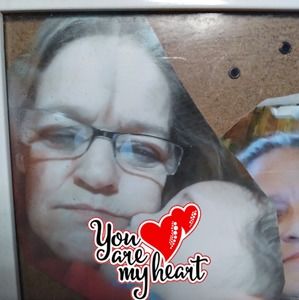 Meet your Posher, Gloria